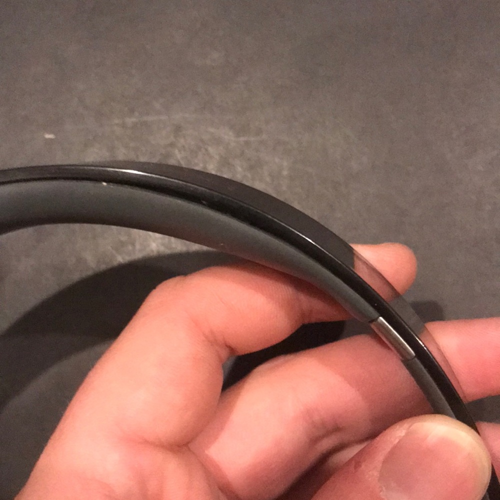 Beats Solo HD generation 1 wired headphones - Picture 8 of 8